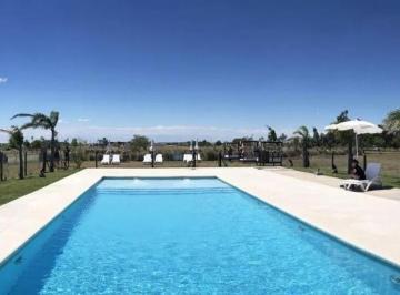 Terreno · 1000m² · Lote en Campos de La Enriqueta (Club de Campo) La Plata