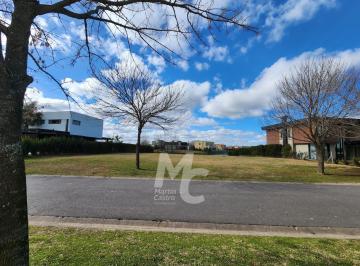 Terreno · 860m² · Terreno en Venta en El Canton, Islas