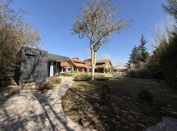 Casa · 746m² · 20 Ambientes · 10 Cocheras · Alzaga 4870