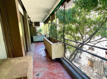 Departamento de 4 ambientes, Belgrano · Venta 4 Ambientes - Balcon Corrido - Espacio Guardacoches y Baulera
