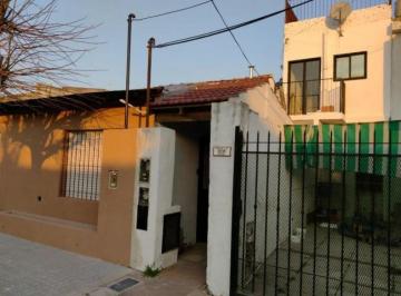 general-san-martin-villa-ballester-venta-departamento-4-ambientes · Venta - Pasaje 142 2018 - Dos Deptos de 2 Amb.
