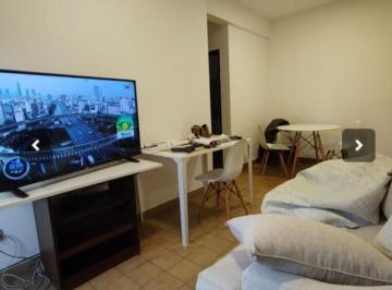 Departamento · 32m² · 2 Ambientes · Depto. 2 Amb. 4º Fte. Almte. Brown 376 - Quilmes Centro