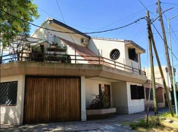 Casa de 6 ambientes, Lomas de Zamora · Casa Apto Crédito en Temperley