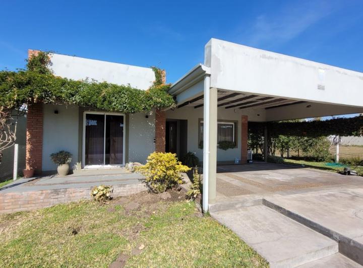 Casa · 120m² · 3 Ambientes · 1 Cochera
