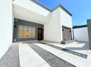 Casa · 100m² · 3 Ambientes · 1 Cochera · Casa de 3 Ambientes en Ituzaingó Sur