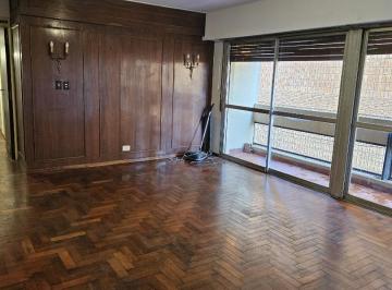 Departamento · 169m² · 5 Ambientes · 1 Cochera · Departamento Venta Semipiso 4 Dorm. Balcon Cochera