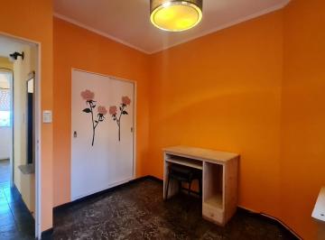 Departamento · 50m² · 3 Ambientes · 1 Cochera · Departamento en Excelente Estado