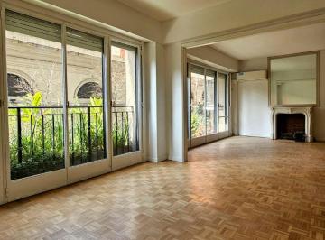 Departamento de 3 ambientes, Retiro · Departamento de 127 m² con 2 Habitaciones en Venta en Retiro, Cochera