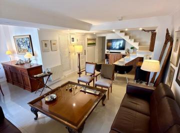 Departamento · 132m² · 7 Ambientes · Venta Duplex de Categoria con 3 Dorm. Mas Escritorio