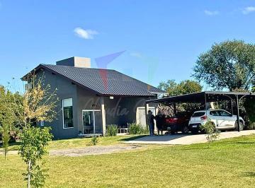 Casa de 2 ambientes, Pilar · Casa en 2 Plantas con Parque de 1500 m² y Galería – Rincón de Irizar Pilar