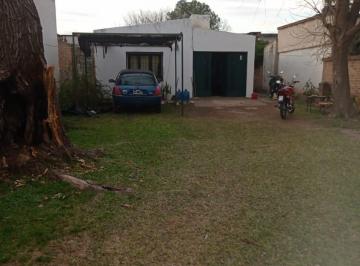 Casa de 5 ambientes, Sauce Viejo · Casa en Sauce Viejo, Pte. Luis Saenz Peña Al 1100