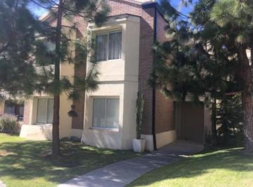 Departamento de 4 ambientes, Chacras de Coria · Duplex B° Pueyrrdon - Chacras de Coria