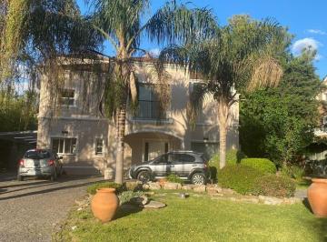 Casa · 405m² · 2 Ambientes · Casa en Saint Thomas Sur
