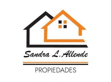 Casa · 55m² · 3 Ambientes · 1 Cochera - SANDRA L ALLENDE PROPIEDADES · Venta