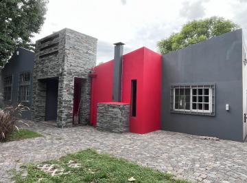 Casa de 4 ambientes, Florencio Varela · Casa Amplia y Luminosa Sourigues