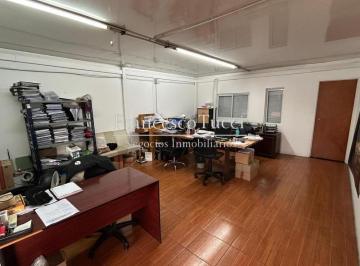 Local comercial · 824ha · 5 Ambientes · Local Industrial en Venta con Oficinas en Avellaneda