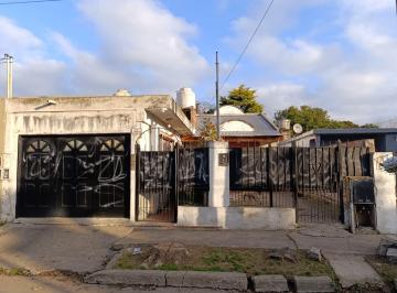 Casa de 8 ambientes, Merlo · Venta de Casa con Departamento en Merlo Norte -