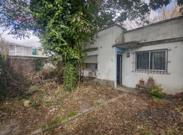 Casa · 50m² · 2 Ambientes · 1 Cochera · Casa en Villa Ballester