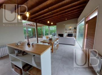 Casa · 1000m² · 4 Ambientes · Casa en Pinamar