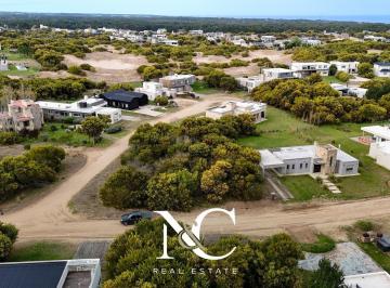 Terreno · 1036m² · Lote en Venta en Costa Esmeralda, Residencial I