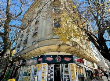 Oficina comercial de 4 ambientes, La Plata · Alquiler de Oficina en La Plata