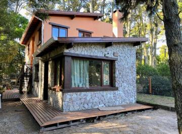 Casa de 4 ambientes, Mar Azul · 2 Unidades Funcionales en El Bosque de Mar Azul - Ideal Para Inversión.
