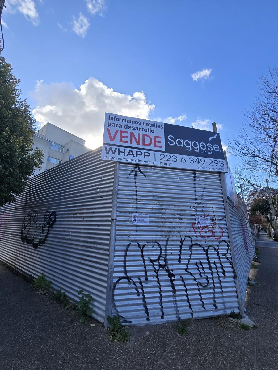 Venta de lote en esquina de 460m² en Barrio Chauvin, oportunidad de inversión