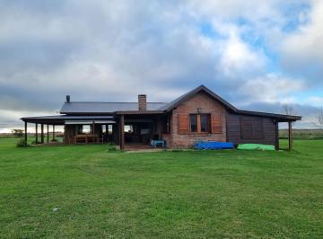 Campo · 192m² · 6 Ambientes · Chacra - Costa Esmeralda