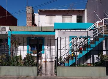 Casa de 5 ambientes, Merlo · Casa con 270 m² Totales, 4 Dorm. en Venta en Libertad