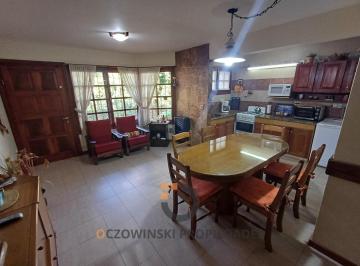 DUPLEX 3 AMBIENTES DE 63 MTS2

CUENTA CON INGRESO POR LIVING COMEDOR, COCINA INT · Venta Departamento 3 Amb (7 Estrellas)