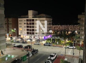 Foto1 · Apartamento con Vista Al Puerto 2 Dorm. en Venta
