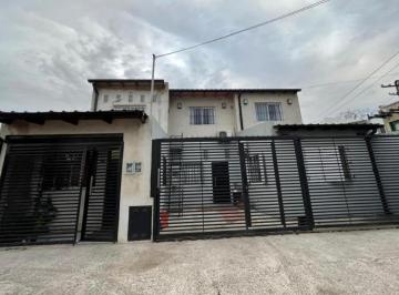 Casa · 200m² · 10 Ambientes · Atencion Inversores! 3 Viviendas en Una