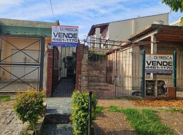 PH · 80m² · 3 Ambientes · PH 4 Amb. Co N Patio en Villa Luzuriaga