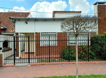 Casa de 4 ambientes, Morón · Casa 4 Ambientes en Castelar