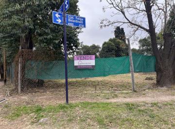 Terreno · 741m² · Vendo Lote Esquina Imperdible Zona Sur