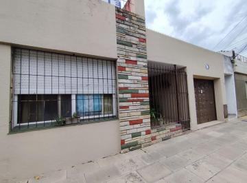 PH · 90m² · 3 Ambientes · 1 Cochera · Venta PH 4 Ambientes Al Frente Independiente con Cochera y Patio Ramos Mejia