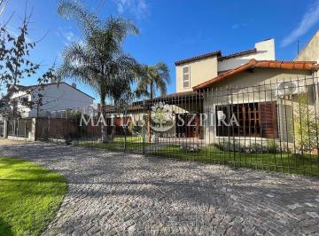 Casa · 244m² · 5 Ambientes · 3 Cocheras · Casa 5 Ambientes. | Lavalle 300