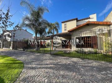 Casa · 244m² · 5 Ambientes · 3 Cocheras · Casa 5 Ambientes. | Lavalle 300