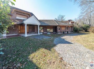 Casa · 275m² · 6 Ambientes · 3 Cocheras · Venta Casa Mapuche 6 Ambientes Apto Crédito
