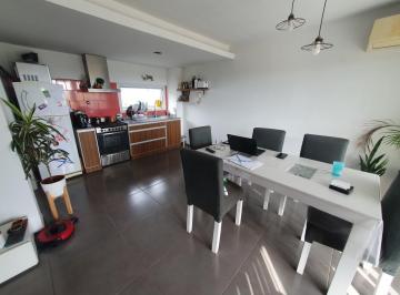 Departamento · 98m² · 4 Ambientes · 2 Cocheras · Duplex en Venta!
