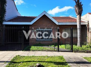 VCO-VCO-1092_2 · Casa en Alquiler 4 Ambientes en Castelar