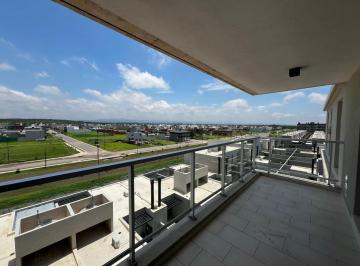 Departamento de 3 ambientes, Córdoba · Housing del Boulevard - 2 Dorm. 1 Baño - Piso Alto con Cochera