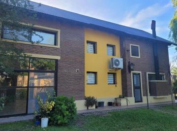 Casa · 100m² · 4 Ambientes · 1 Cochera · Venta Casa Barrio Cerrado Club Logaritmo