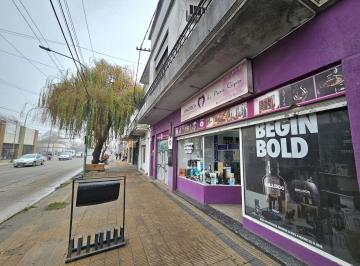 Casa · 330m² · 9 Ambientes · 1 Cochera · Casa en Venta en Berisso