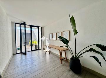 Casa · 360m² · 7 Ambientes · 1 Cochera · Casa en Alquiler a La Laguna con 4 Dorm. en Suite en Barbarita