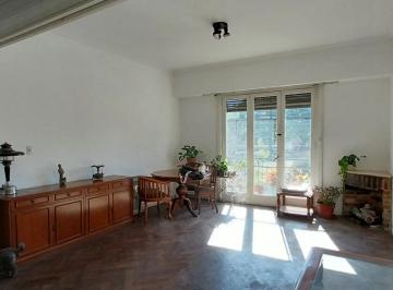 PH · 111m² · 4 Ambientes · Alvarez Thomas 1200 - PH 5 Amb Piso Unico Frente a La Plaza