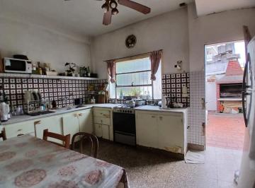 PH · 111m² · 4 Ambientes · Alvarez Thomas 1200 - PH 5 Amb Piso Unico Frente a La Plaza