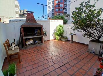 PH · 111m² · 4 Ambientes · Alvarez Thomas 1200 - PH 5 Amb Piso Unico Frente a La Plaza