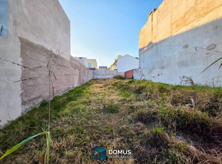 Terreno · 300m²