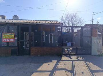 Casa de 5 ambientes, Merlo · Venta en Block - Merlo Norte - Casa / Local / 2 Monoambientes